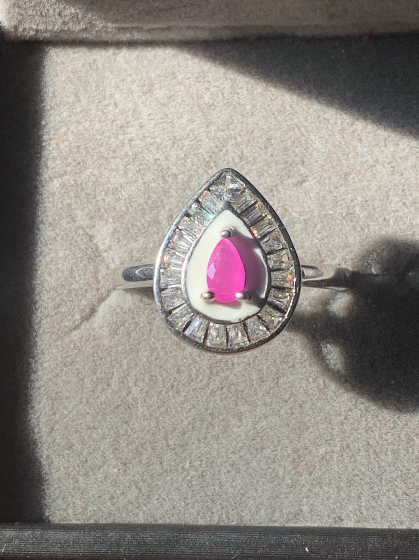 Anillo plata con rubí rosa natural 